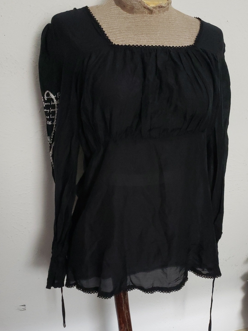 Rare Noughties Du & Jag Silk Blend  Long-Sleeve Square Neck Women's Top Sz M